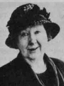 Marie Belloc Lowndes è nata nel 1868 in Francia ed è morta in Inghilterra nel 1947. È conosciuta per i suoi romanzi gialli, spesso basati su casi veramente accaduti.